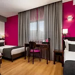 Luena Hotell