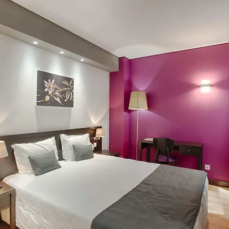 Otel Luena 3*